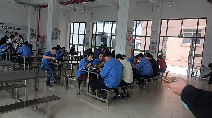 金環(huán)食堂，美味與關(guān)懷的港灣