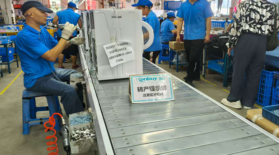 首檢把關(guān)，生產(chǎn)過(guò)程的質(zhì)量環(huán)節(jié)